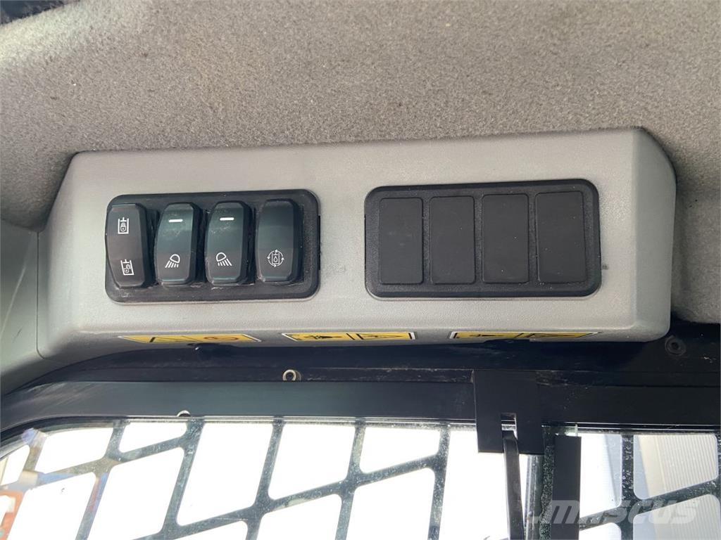 CAT 226 D3 (5867) Мини-погрузчики