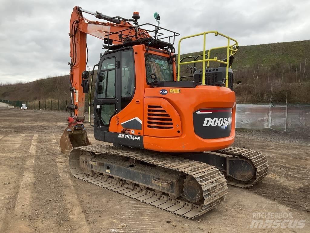 Develon DX140LCR-7 Гусеничные экскаваторы