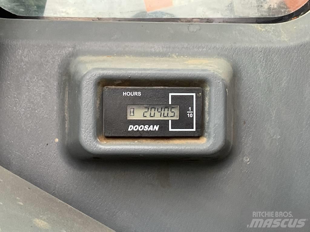 Develon DX140LCR-7 Гусеничные экскаваторы