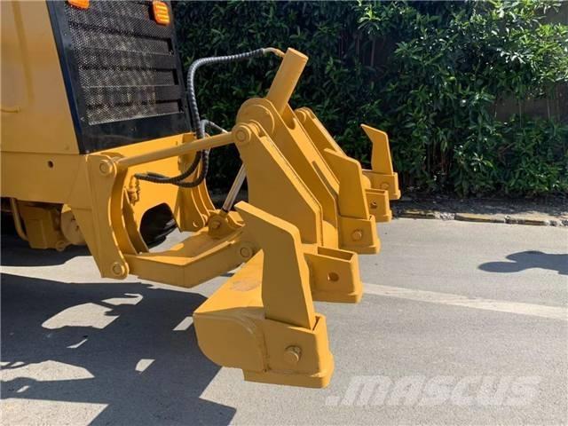 CAT 140K Грейдеры