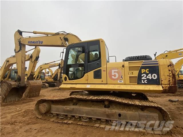 Komatsu PC 240 Гусеничные экскаваторы