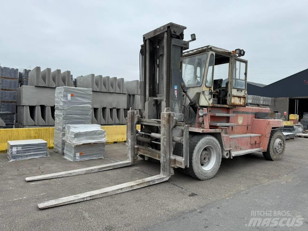 Svetruck 16 120 38 Дизельные погрузчики