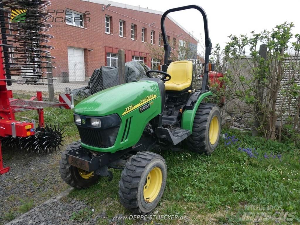 John Deere 2320 Коммунальные тракторы