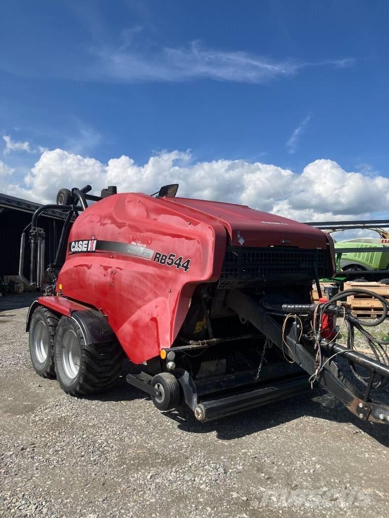 Case IH RB 544 Рулонные пресс-подборщики