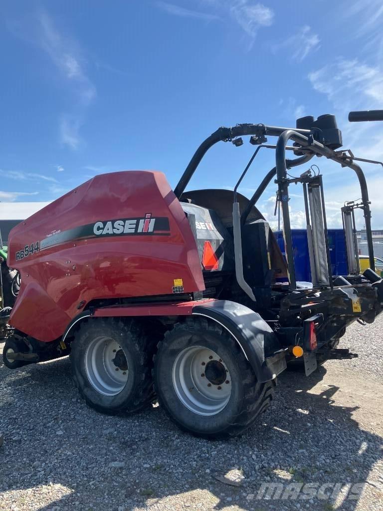 Case IH RB 544 Рулонные пресс-подборщики