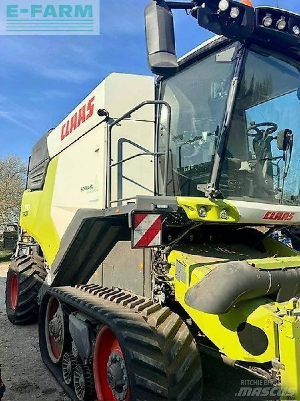 CLAAS trion 730tt Зерноуборочные комбайны