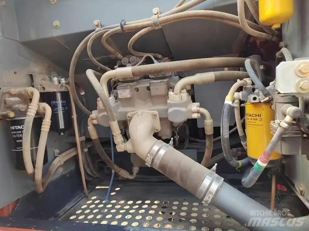 Hitachi ZX 200 Гусеничные экскаваторы