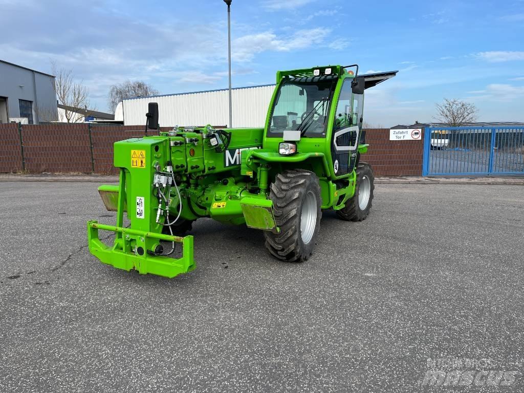 Merlo P40.17PLUS Телескопические погрузчики
