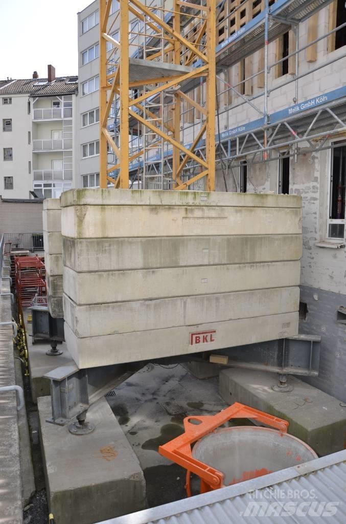 Liebherr 110 EC-B 6 Башенные краны