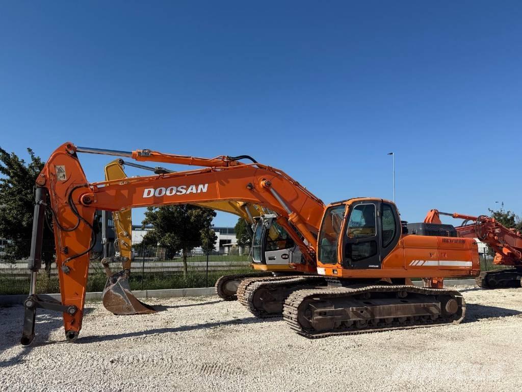 Doosan DX 340 LC Гусеничные экскаваторы