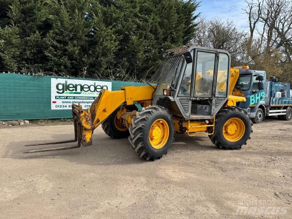 JCB 525-67 Сельскохозяйственные телескопические погрузчики