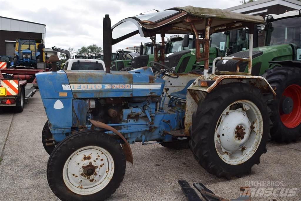 Ford 2000 Трактора