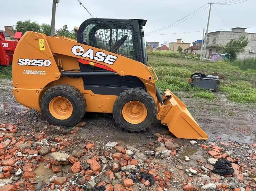 CASE SR 250 Мини-погрузчики