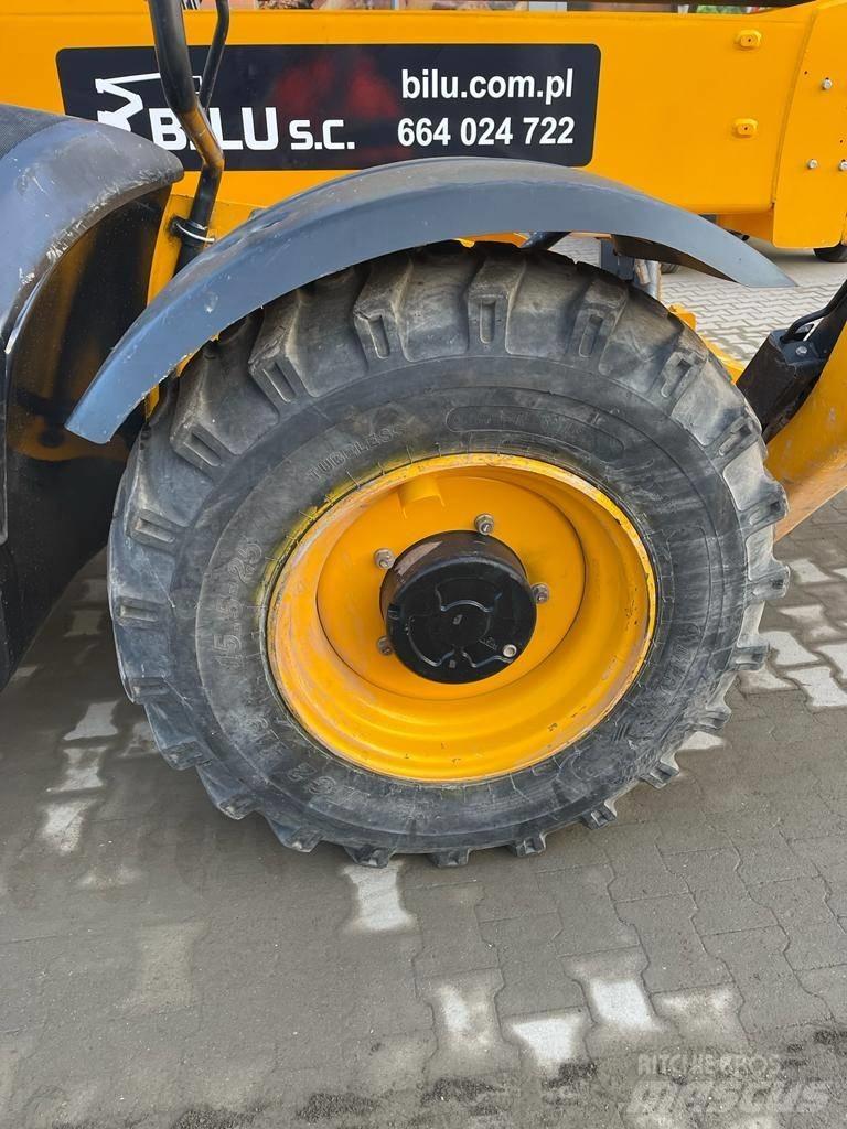 JCB 540-140 Телескопические погрузчики