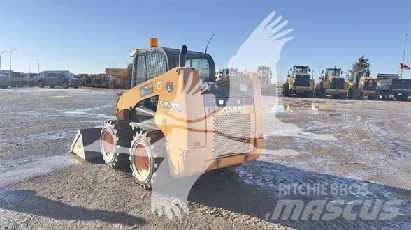 CASE SR200 Мини-погрузчики