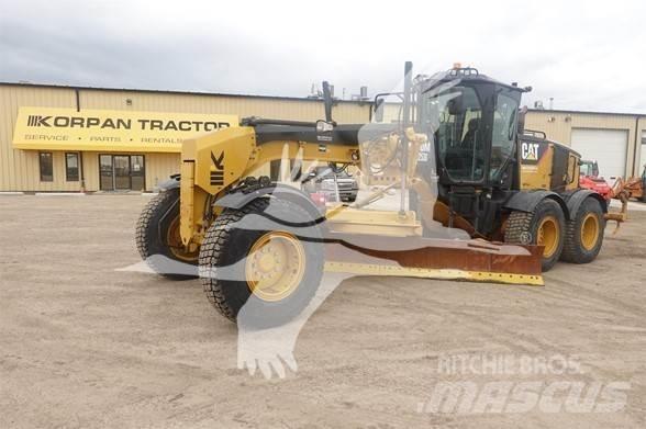 CAT 140M Грейдеры
