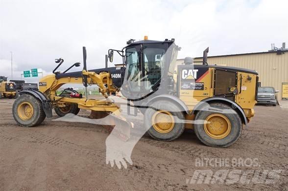 CAT 140M Грейдеры