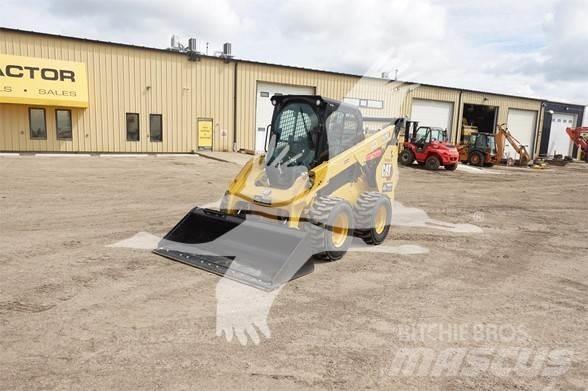 CAT 262D3 Мини-погрузчики