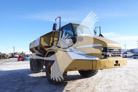 CAT 740 Шарнирно-сочленённые самосвалы