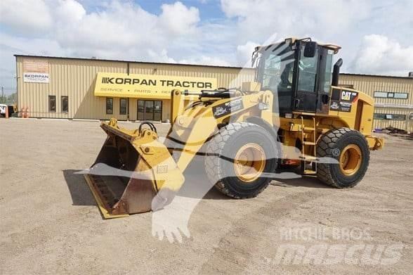 CAT 928H Фронтальные погрузчики