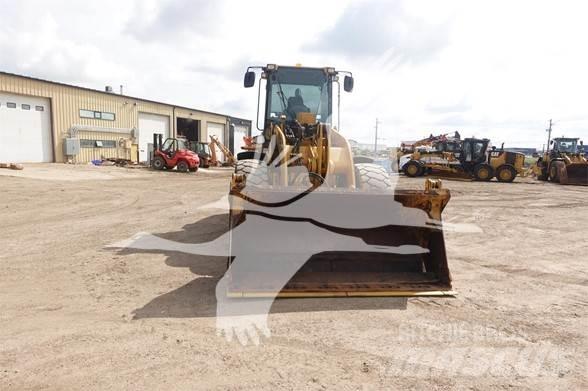 CAT 928H Фронтальные погрузчики