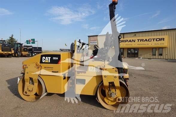 CAT CB34 Грунтовые катки