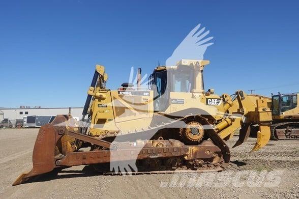 CAT D8T Гусеничные бульдозеры
