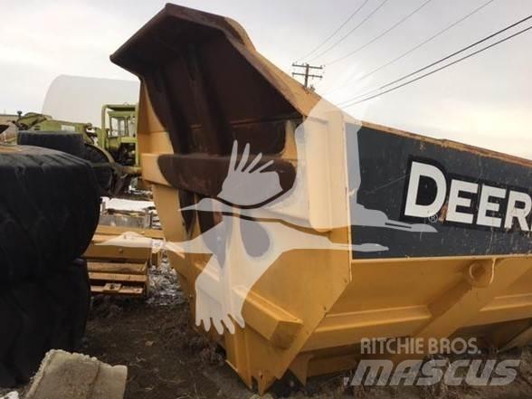 John Deere  Строительная техника - Другие