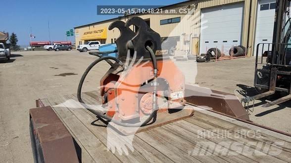 NPK C8C C8100 Виброплиты и вибротрамбовки