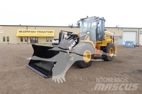 Sany SW305K Фронтальные погрузчики