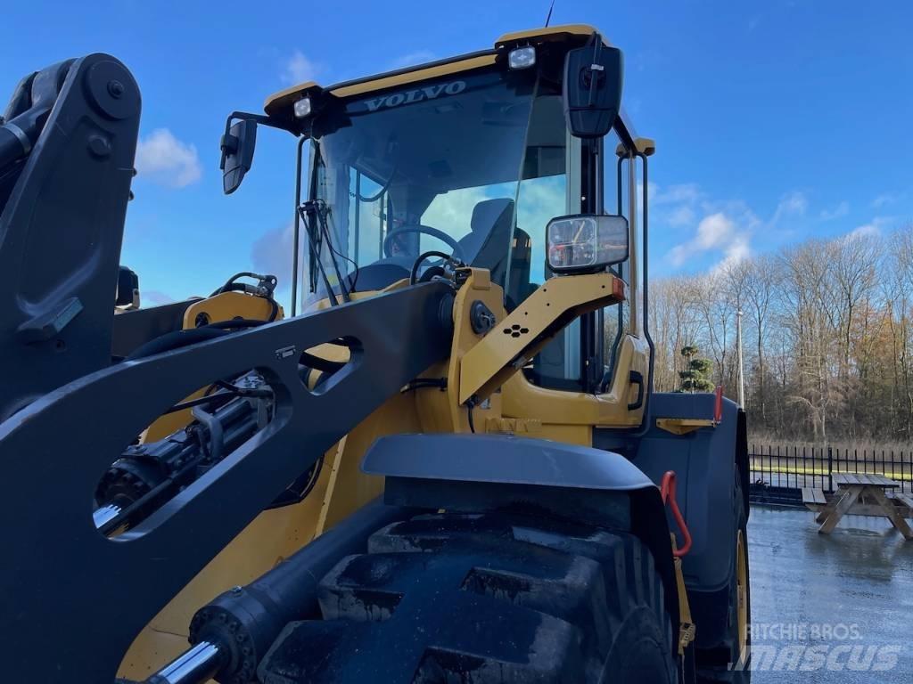 Volvo L 90 H Фронтальные погрузчики