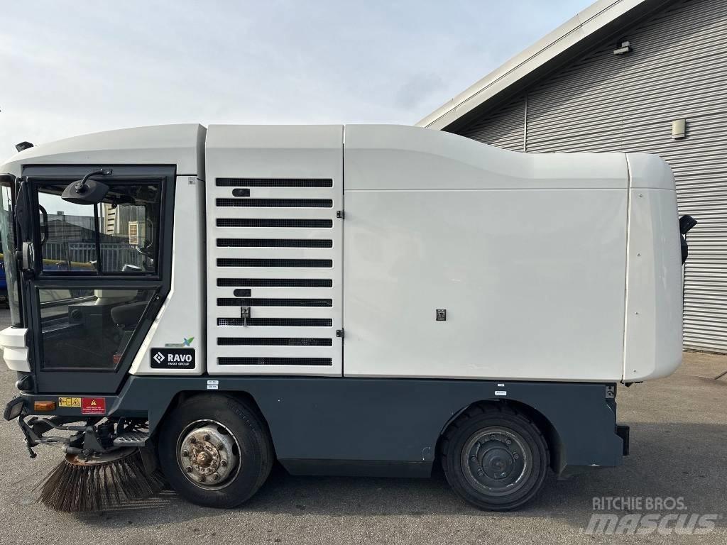 Ravo 540CD Вакуумные уборочные машины