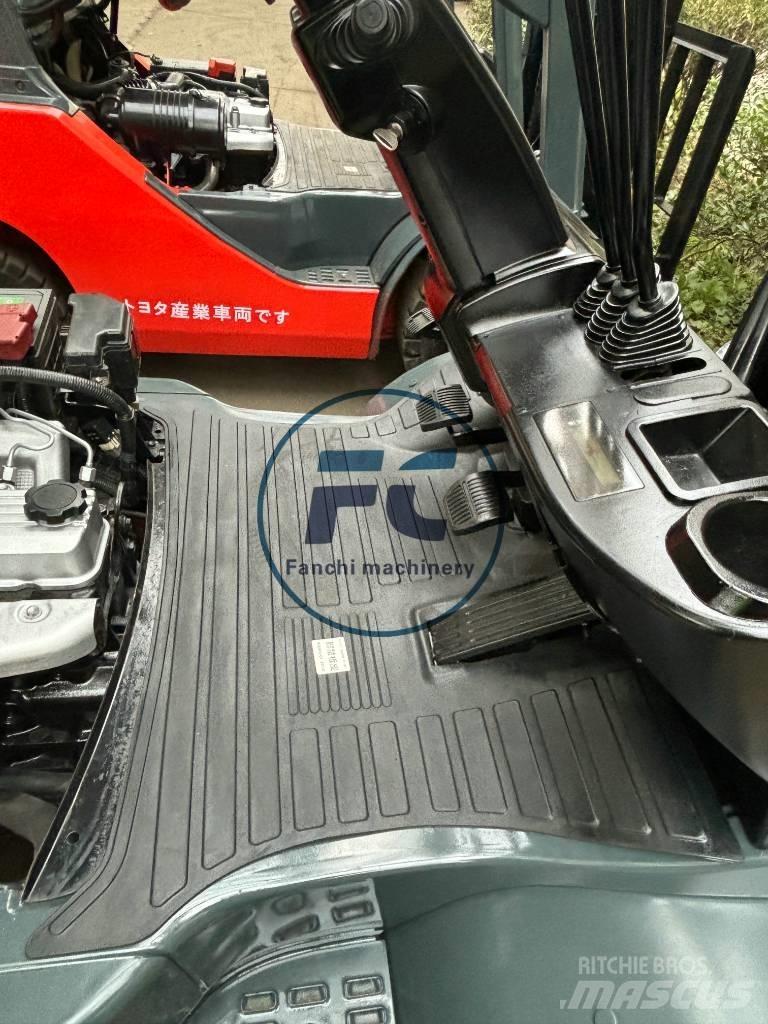 Toyota FDZN 30 Дизельные погрузчики