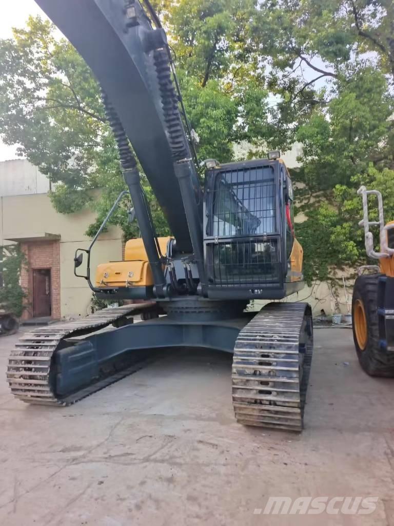 Hyundai 305 LC-9T Гусеничные экскаваторы