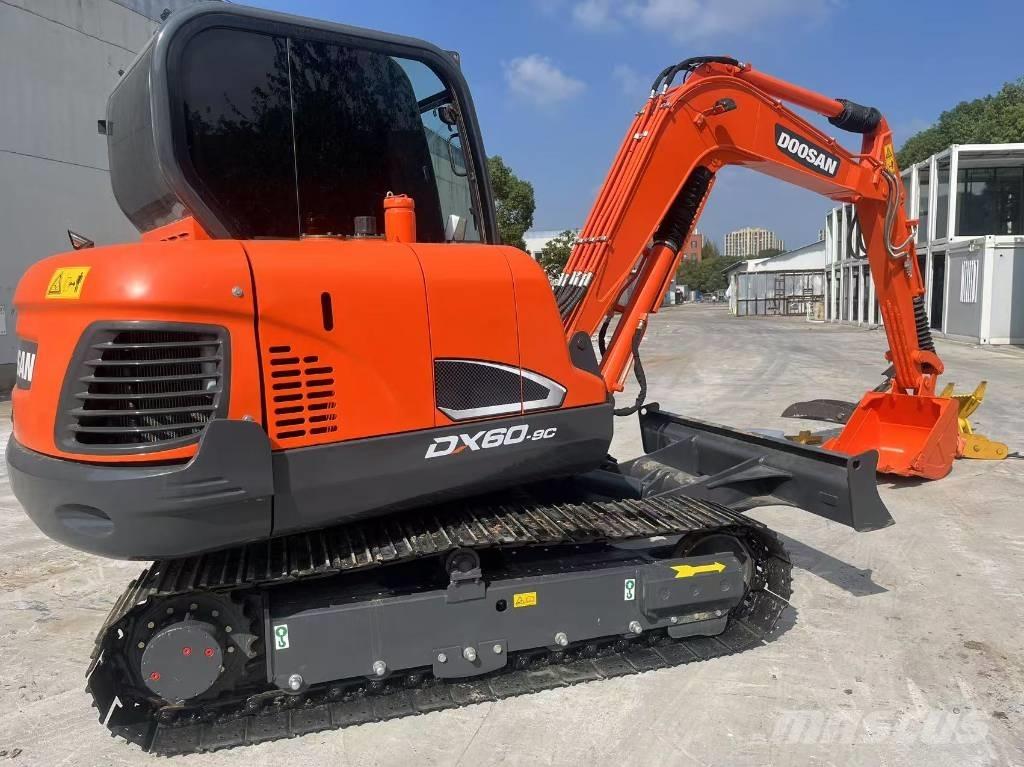 Doosan DX 60-9 C Гусеничные экскаваторы