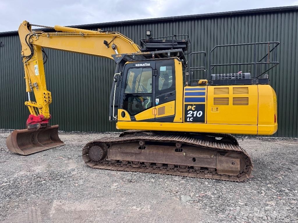 Komatsu PC 210 LC-11 Гусеничные экскаваторы