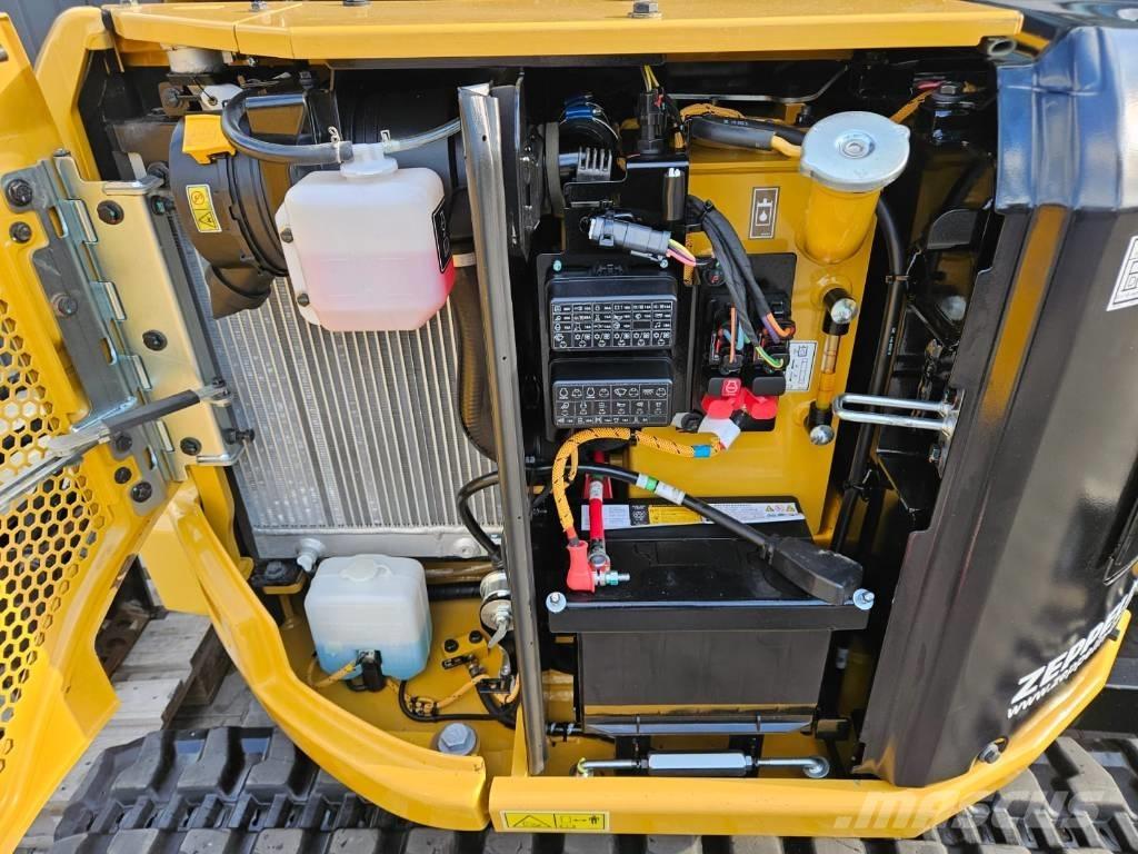 CAT 302.7 CR Мини-экскаваторы