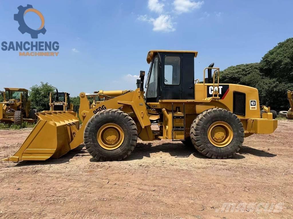 CAT 950G Фронтальные погрузчики