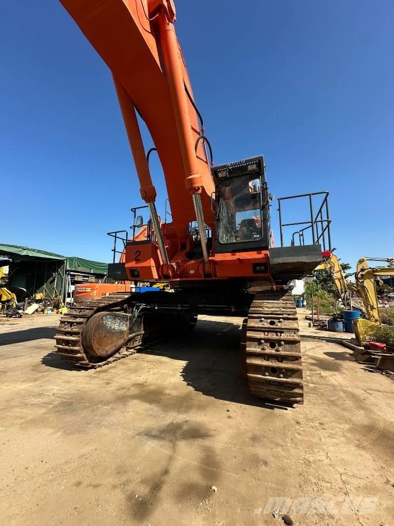 Hitachi EX 1200 Гусеничные экскаваторы