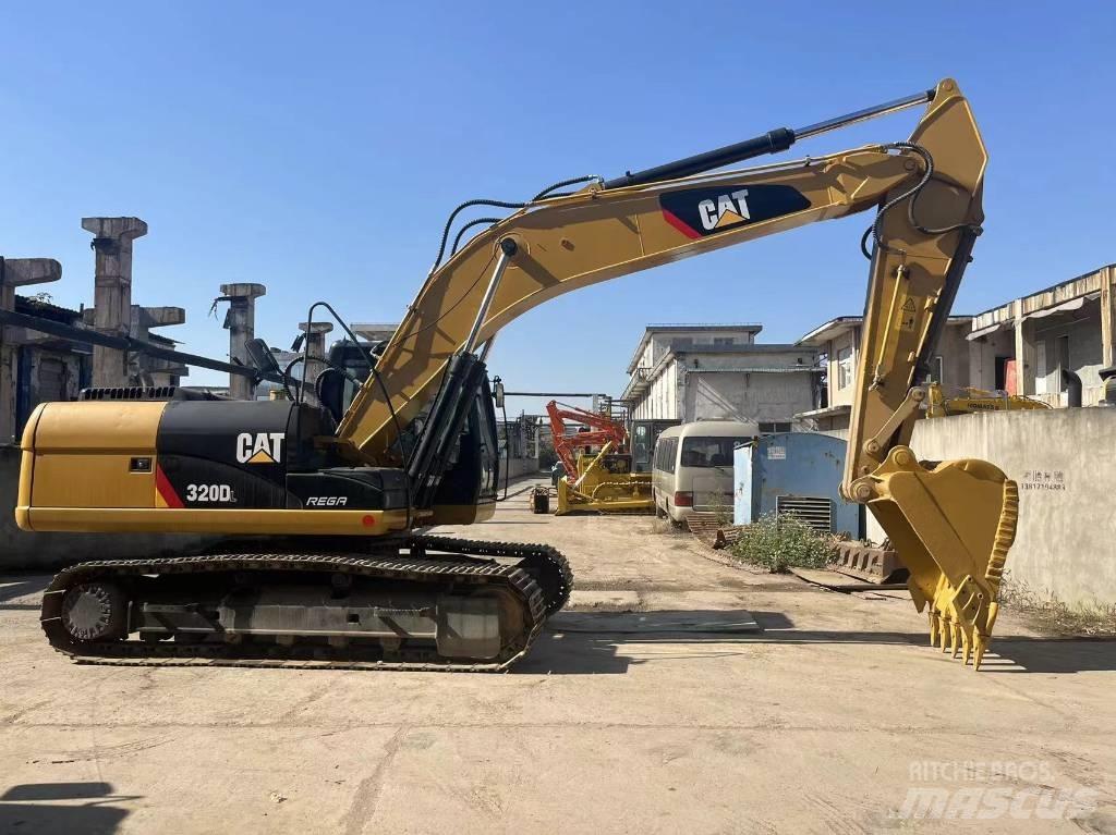 CAT 320 D Гусеничные экскаваторы