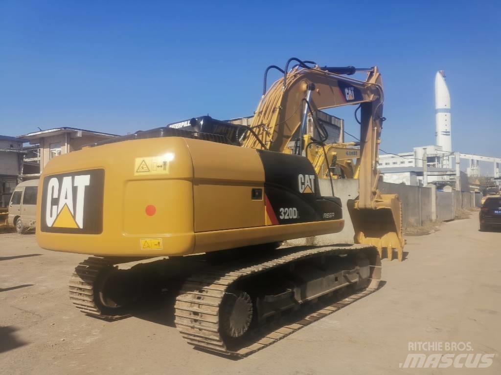 CAT 320 D Гусеничные экскаваторы