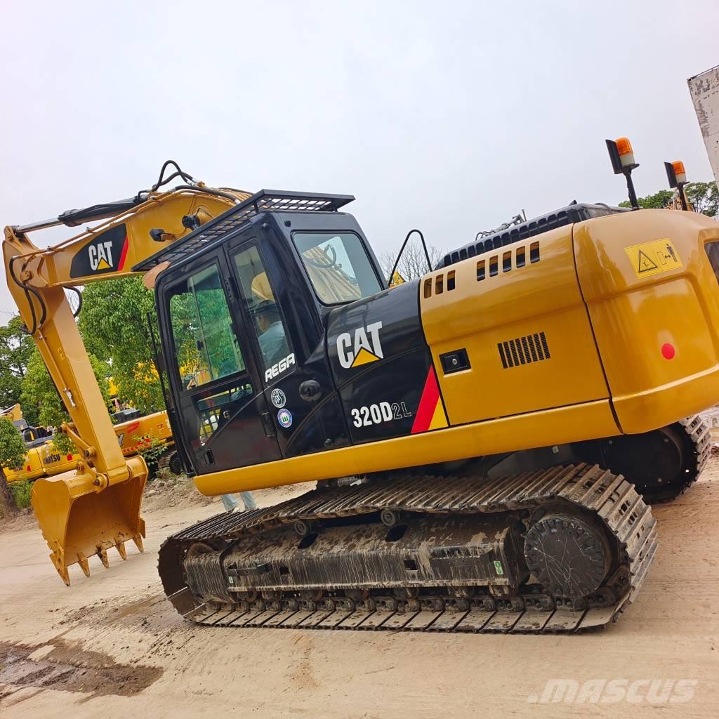 CAT 320   D2L Гусеничные экскаваторы