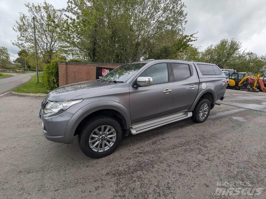 Mitsubishi L 200 Легковые автомобили
