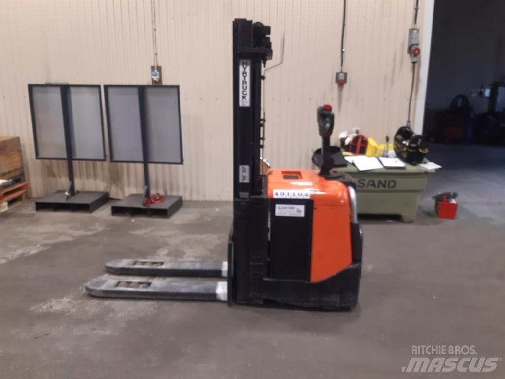 BT SPE125L Ручные штабелёры с электроподъёмом