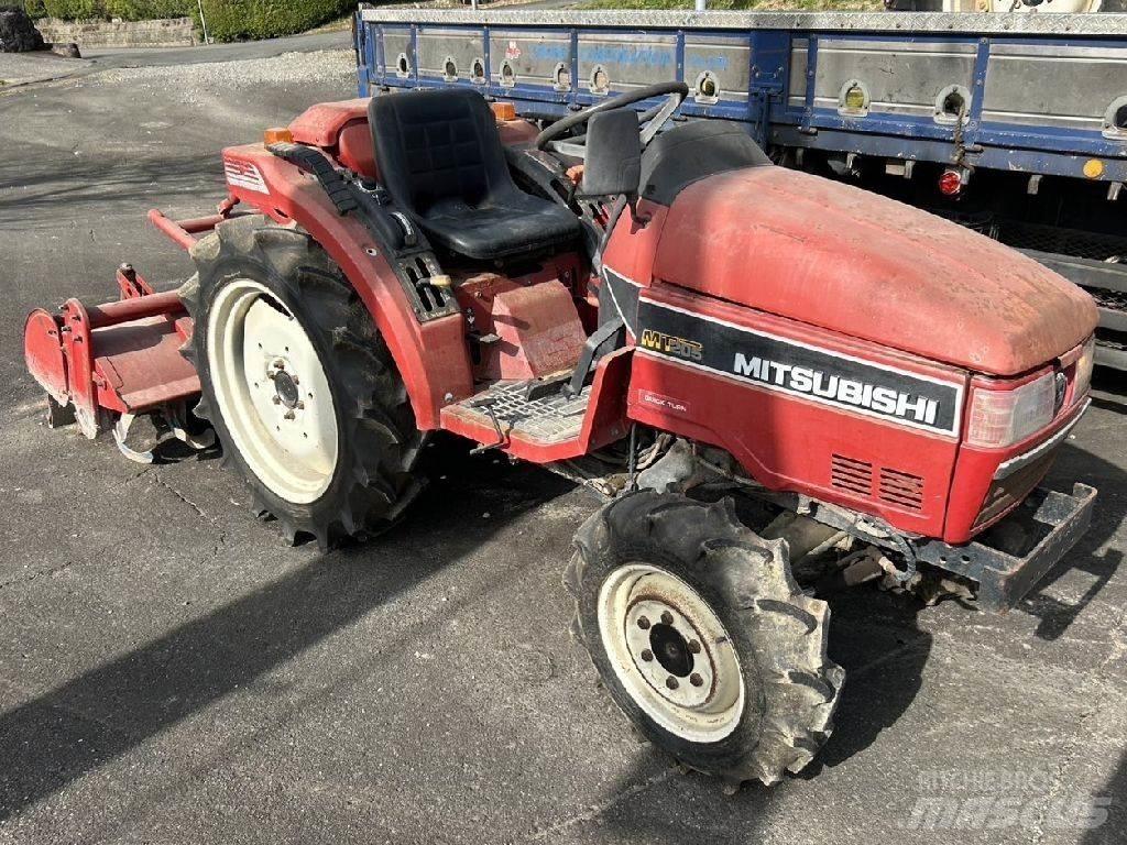 Mitsubishi MT205 Трактора