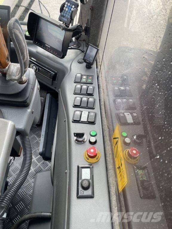 Komatsu 911.5 Харвестеры