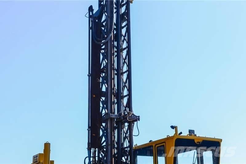 Atlas Copco DM30 Буровые вышки