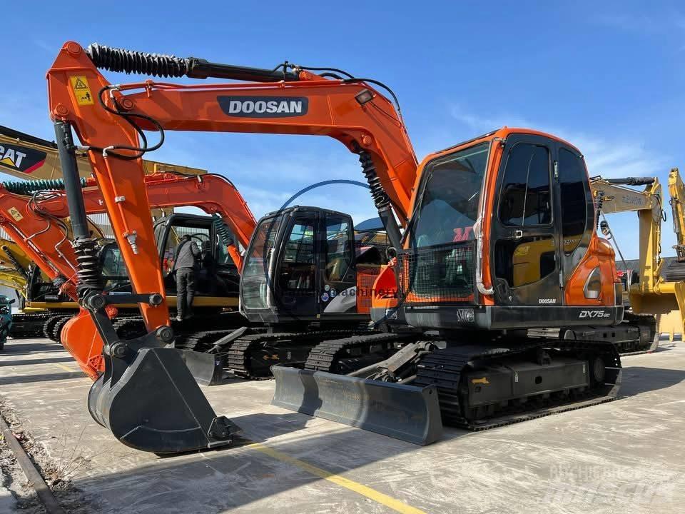 Doosan DX 75-9 C Гусеничные экскаваторы