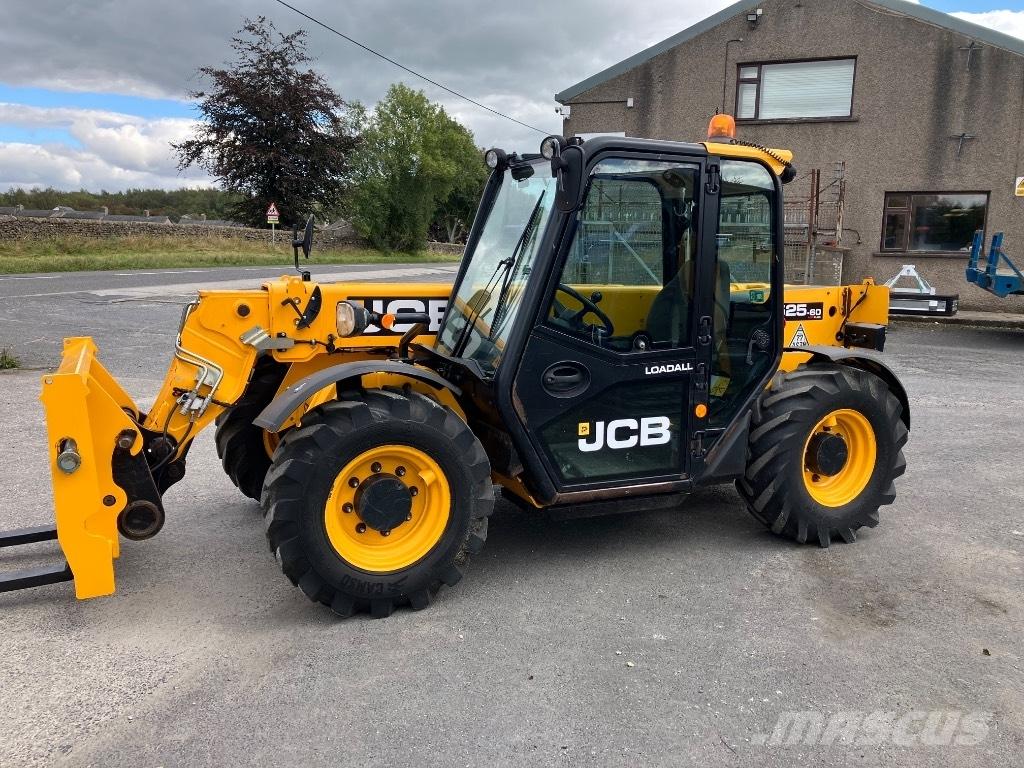 JCB 525-60 Agri Plus Сельскохозяйственные телескопические погрузчики