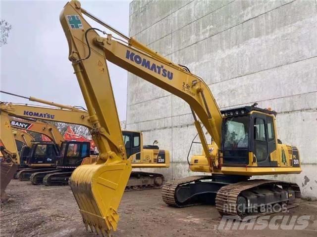 Komatsu PC 200 Гусеничные экскаваторы